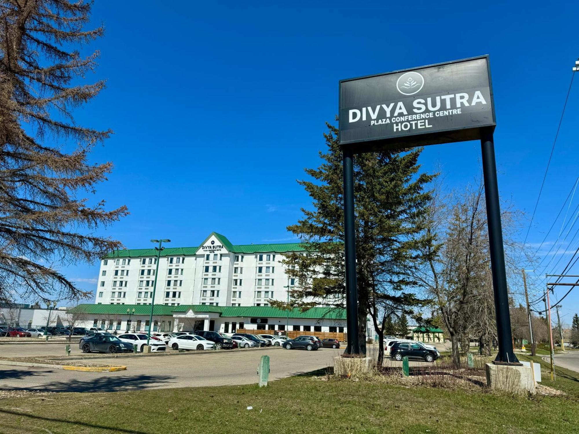 מלון Divya Sutra Plaza And Conference Centre Calgary Airport מראה חיצוני תמונה